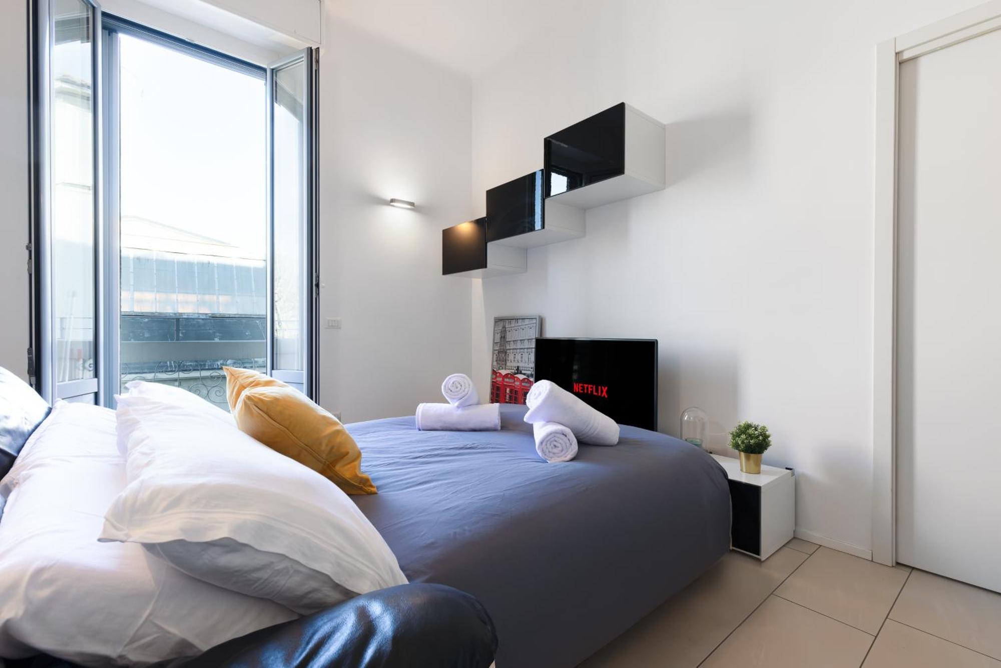 Apartamento Nam House & Posto Auto Milán Exterior foto
